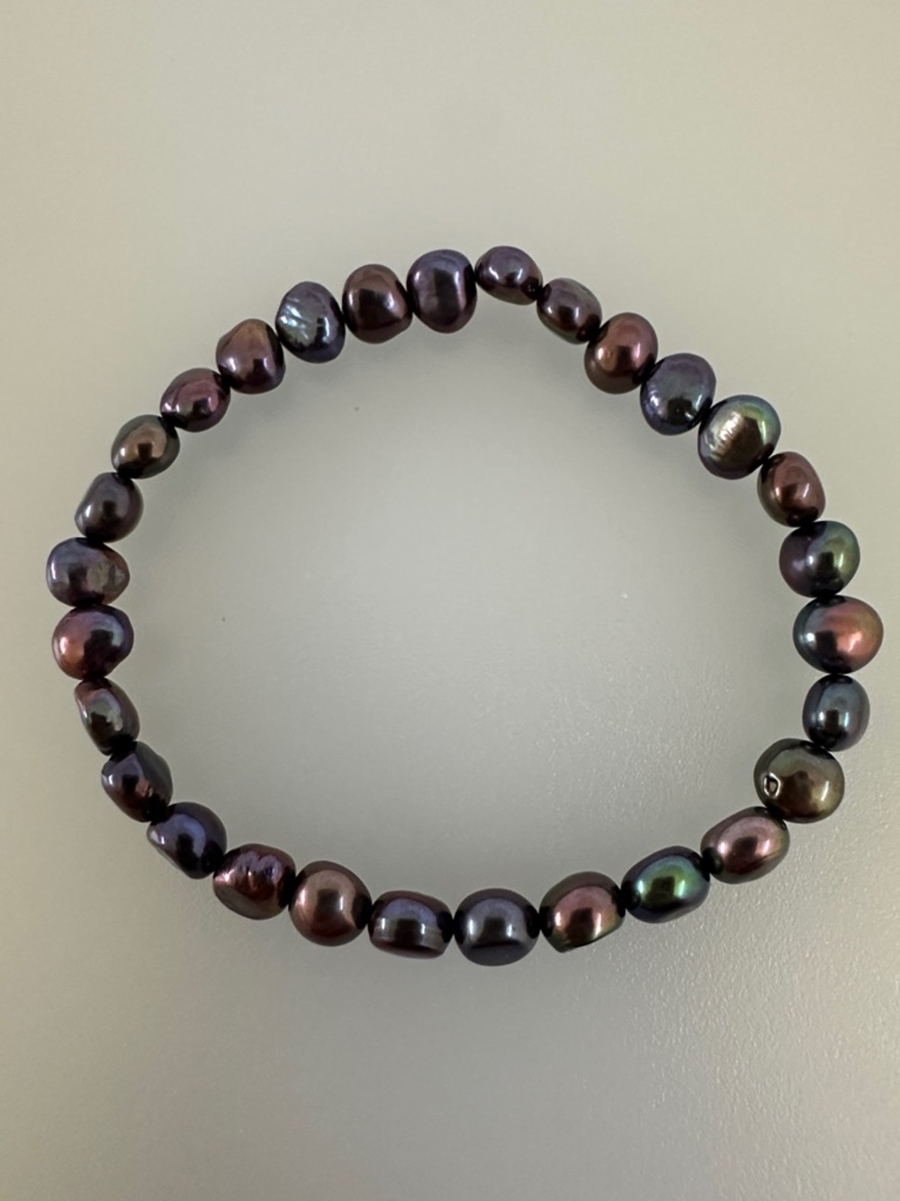 Iridescent Black Peacock Freshwater Pearl Stretch Bracelet